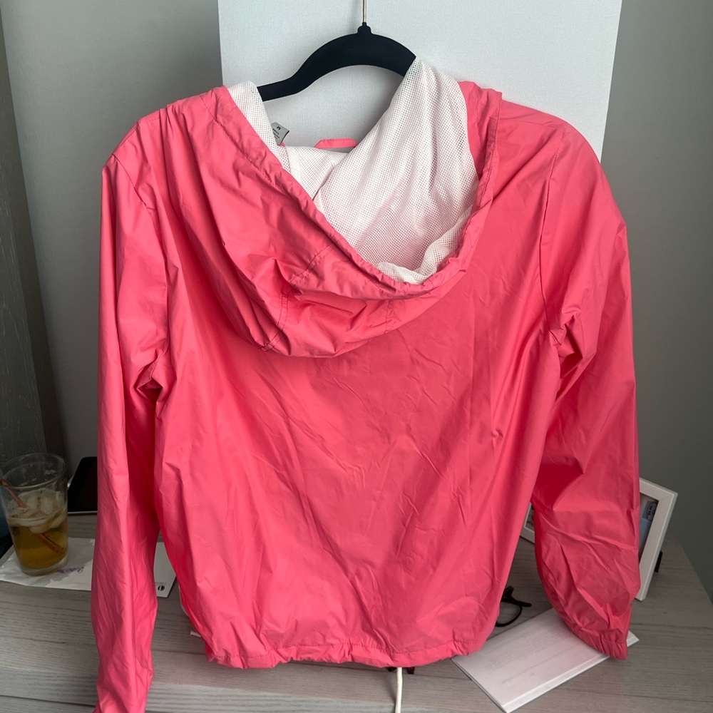 Brand new tag on Levi waterproof jacket. Never worn, super cute